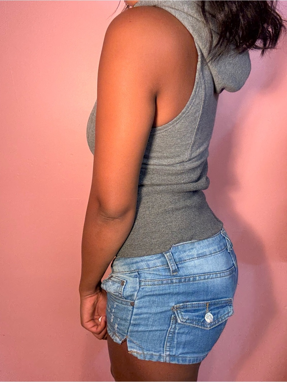 Vintage Guess Hooded cropped Vest with fur lined hood - Picture 7 of 11